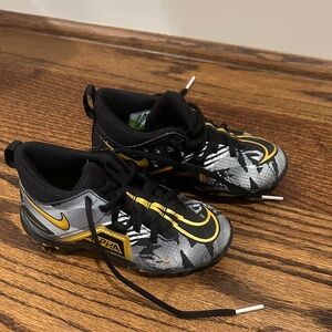 Nike Kids Black and Yellow cleats
